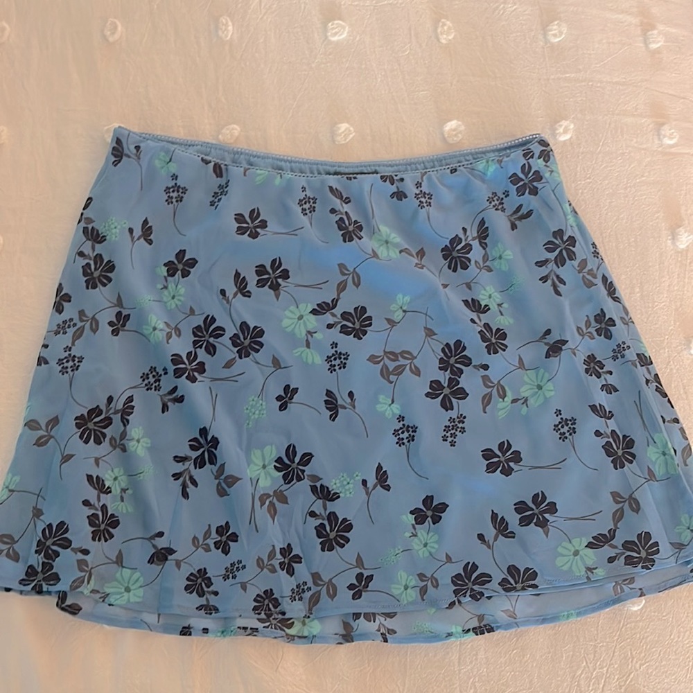 skirt from target size Large never been worn